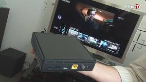 Pour regarder algérie tv entv en direct et gratuitement, c'est très simple, cliquez sur play sur le lecteur vidéo si dessus. Box Android Bouygues Veut Marier Le Web Et La Tv Youtube