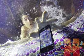Check spelling or type a new query. Cara Mengatasi Android Mati Kehujanan Tips Smartphone Laptop Dan Komputer
