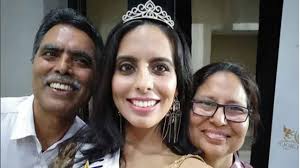 Résultat de recherche d'images pour "miss india"