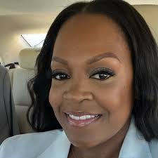 A very interesting short story; My entitled coworker demanded I give her my  lunch because she forgot hers again. This happened at work last week and  it's not the first time. I