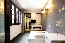 A 24 hour front desk and baggage storage are some of the conveniences offered at this hotel. Inn At Temple Street 3 Star Hotel In Chinatown Singapore