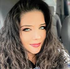 What restaurants in Flagstaff have completely contained outside areas for  dinner?