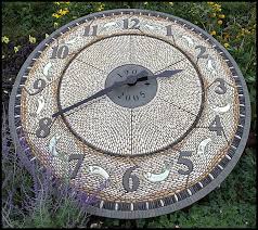 Cobble Clock By Maggy Howarth At Lowther Gardens Lytham Lancashire Uk Www Maggyhowarth Co Uk Decoraciones De Jardin Mosaicos Ideas De Jardineria