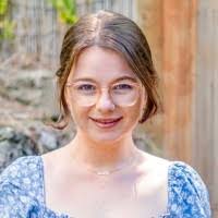 Shantell Suttle's Instagram, Twitter & Facebook