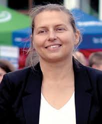 Hodowcyprzejmują sędziowanie na wystawach, Cz. 2