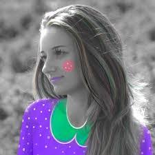 Anita Molnar's Instagram, Twitter & Facebook