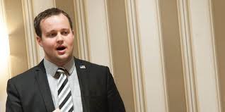 Josh duggar will be released on bond on thursday, may 6, following his lengthy wednesday, may 5 hearing, us weekly can confirm. 4qxsridft9qhim