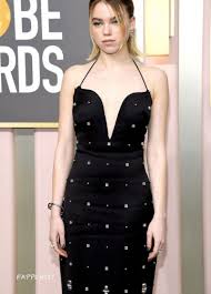 Milly Alcock Nude and Sexy Photo Collection - Fappenist