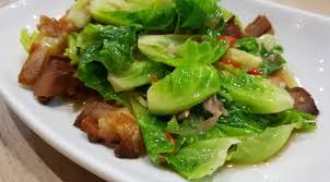 The most common meat used in tinorangsak is pork. 5 Olahan Ikan Asin Sedap Cocok Untuk Lauk Sehari Hari Lifestyle Fimela Com