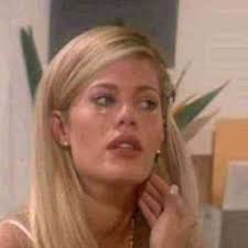 Allison Loggins-Hull (@alogginshull)