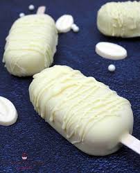 À soupe de lait,1 sachet de le glaçage au chocolat blanc, la petite touche qui va vous faire fondre de plaisir ! Glace Magnum Chocolat Blanc Vanille Tonka Ma Cuisine Gourmande By Delf745