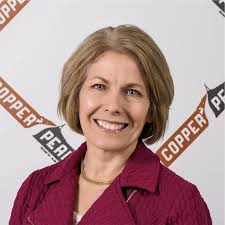 Lori Booth's Instagram, Twitter & Facebook