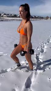 @jannabreslins video Tweet