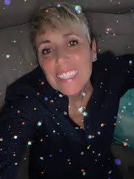 Happy New Year!!! 🎊 💛 , Chase your dreams and magic in 2022