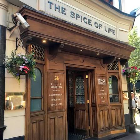 subTOURING | London BARS The Spice of Life