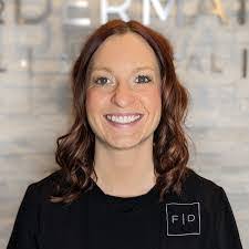 Catalina Reed's Instagram, Twitter & Facebook