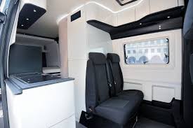 Fourgon Un James Cook A Slide Chez Westfalia Des Yucon Chez Frankia Et Les 50 Ans De Weinsberg Le Monde Du Campin James Cook Camping Car Mercedes Sprinter