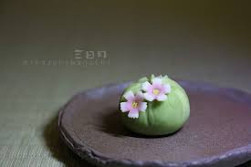 三日月 和菓子おじさん さんはinstagramを利用しています 撫子 なでしこ その咲く様子から 日本女性を表す花として おなじみですね 今日は水出しの東方美人茶と共に ゆったりとした午後を お楽しみください 撫子 なでしこ ねりきり 上生菓子 抹茶 煉切