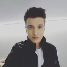 Szukam kamerzysty na #wesele #slub i oferty tych, których przykładowe filmy mi się w miarę podobają to ok 6000zł. Ile Zarabia Lord Kruszwil Lajki Insta