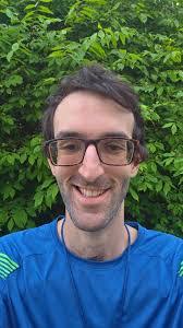 Shelly Leach's Instagram, Twitter & Facebook