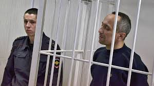 Суд приговорил к девяти годам и восьми месяцам колонии бывшего милиционера, «ангарского маньяка» михаила попкова, который ранее получил два пожизненных срока за 81 убийство. U Angarskogo Manyaka S Psihikoj Vse V Poryadke Proisshestviya Kommersant