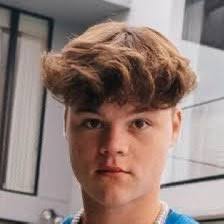 Grace Griego (@sirfartsaloty)