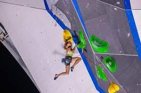 Janja garnbret is probably the best competition climber in the world and is the person most likely to take gold in olympic climbing in 2021. Tjbm8z2iht1b1m
