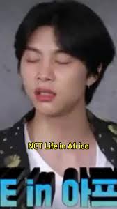 Johnny lagi flashback john banana kah? 😭😭 #johnny #jungwoo #nct #nct127  #nctlife