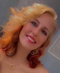 Hairwaves Salon Style's by Tawanna