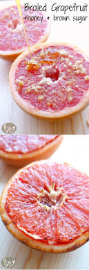 Change Your Grapefruit World With This Recipe Juicy Grapefruit Topped With Brown Sugar Cinnamon And Ho Grapefruit Recipes Diy Food Recipes Broiled Grapefruit