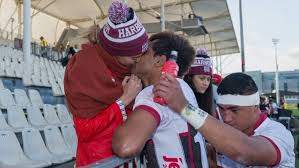 Shailene woodley split from her boyfriend, former crusaders and north harbour rugby star ben volavola, after realising she wasn't able to fully commit to a relationship. Shailene Woodley Kisses Ben Volavola At Christchurch Game Stuff Co Nz