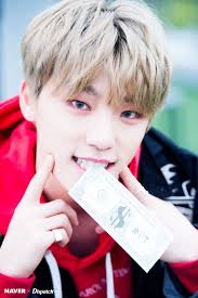 Seventeen Dino Dino Seventeen Seventeen Kpop Seventeen