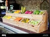 Juice Bar with assorted fresh fruits and vegetables. Tropical ...
