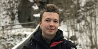 Рома заявляє, що ніяких проблем зі здоров'ям не відчуває. Ni8blmrjwh601m
