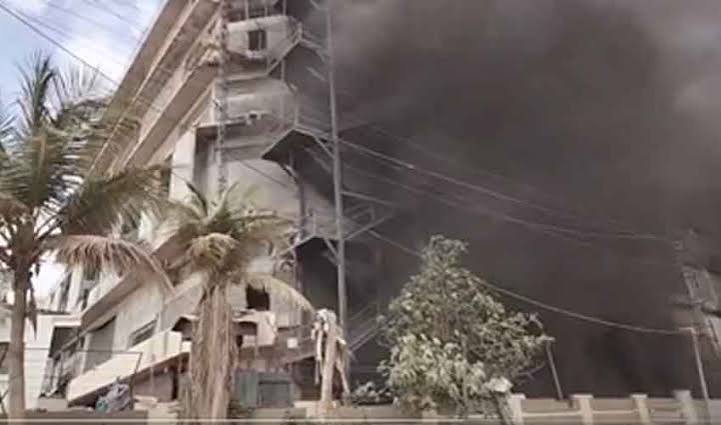Massive blaze continues to rage at Karachi's Landhi factory, section collapses