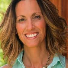 Lynda Macdonald's Instagram, Twitter & Facebook