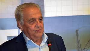 Δεν ξέρουν που πατάν και που πηγαίνουν. Gia Enan Xrono O Flampoyrarhs Boyleyths An Eklegei Stoys Oikologoys Paei H Edra Mononews