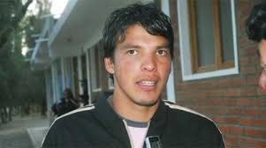 Cambios sorpresa. Limbert Méndez y Manuel Callejas alinearon en el equipo  titular en el partido amistoso frente a Oruro Royal