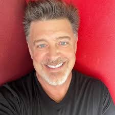 Jeff Ferguson's Instagram, Twitter & Facebook