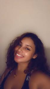 Olivia Santoro (@oliviasantoro_)