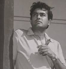 But the fans will be surprised to know that once nutan had slapped actor sanjeev kumar. When Nutan Slapped Sanjeev Kumar Blast From The Past Masala Com