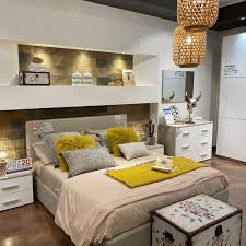 Mobili per il soggiorno, camere da letto, camerette, cucine, divani, tavoli e tanto altro. Photos At Mondo Convenienza 1 Tip