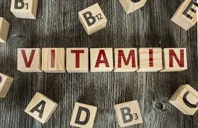 A vitamin is an organic molecule (or a set of molecules closely related chemically, i.e. Vitamine Definition Aufgabe Uberversorung Vitaminmangel Gutekueche De