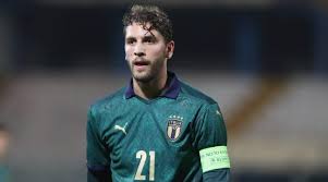 35,00 mln €* 8.pozostałe dane. Manchester City Join Real Madrid In Race For Sassuolo Midfielder Manuel Locatelli