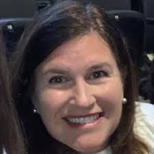 Julia Devries's Instagram, Twitter & Facebook