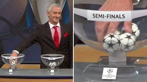 En el sorteo aparecieron los 31 equipos que entran en esta ronda, los campeones de las federaciones clasificadas entre el 20º y el 51º según el coeficiente de clubes de su federación excepto liechtenstein, y un ganador de la ronda preliminar. El Sospechoso Movimiento De Bolas En El Sorteo De Champions Y Otras Noticias A Saber Antes De Comer Eurosport