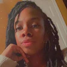 Natavia Davis (natavia1995)