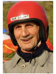 So so very sad to just read in the newsletter the passing of dear Frank  Curry .. such a genuinely all round nice, decent chap ... I always made a  point of