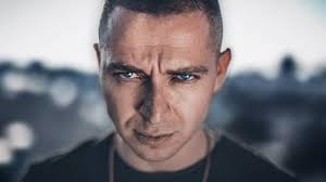 Клип оксимирона о расстреле в школе заблокирован. Na Pohorony Prihodi Oxxxymiron Raskritikovali Za Publikaciyu Perepiski S Declom V Rossii 05 02 2019 Ren Tv