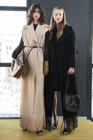 71,306 likes · 14 talking about this. 10 Abrigos De Moda Invierno 2021 De La Pasarela A Zara Mango O Mulay